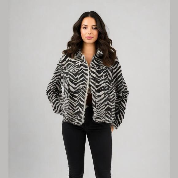 Laura Ashley Black & White Zebra Print Sequin Trim Raw Edge Jacket Women Sz 2X - Picture 1 of 11